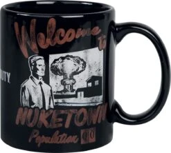 Pyramid International Cadeauset - Call Of Duty: Everygreen Nuketown - Mok, Onderzetter En Sleutelhanger -Tafelwaren Verkoop 1200x1078