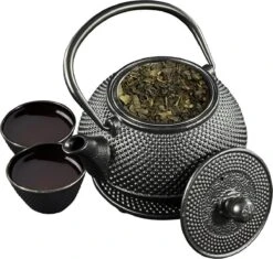 SakuraTea - Theepot Set - 4-delig - Gietijzer - Zwart - 0.8L - 2 Kopjes (100ml) -Tafelwaren Verkoop 1200x1142 2