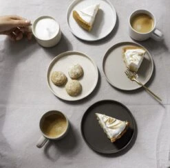 Gebaksbordjes - Taart Bordjes - 4 Stuks - Vaatwasser Bestendig - Keramiek - Wit - Beige - Bruin - Naturel -Tafelwaren Verkoop 1200x1190 6