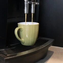 Orange85 Koffiekopjes Gekleurd - Set Van 6 - Koffiemokken - Streep - 200 Ml - Reliëf - Aardewerk - Met Oor - Theemokken -Tafelwaren Verkoop 1200x1200 453