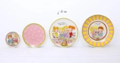 Blond Amsterdam Bord Even Bijkletsen - Girls - Ø 26 Cm -Tafelwaren Verkoop 1200x627 6