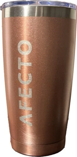 KOFFIE TO GO BEKER | COFFEE TO GO GOUD/ ROZE -Tafelwaren Verkoop 587x1200