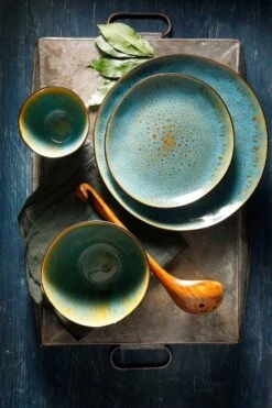 Palmer Bord Lotus 20.5 Cm Zwart Turquoise Stoneware 6 Stuk(s) -Tafelwaren Verkoop 800x1200 53