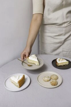 Gebaksbordjes - Taart Bordjes - 4 Stuks - Vaatwasser Bestendig - Keramiek - Wit - Beige - Bruin - Naturel -Tafelwaren Verkoop 800x1200 63