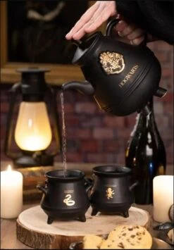 Harry Potter "Hogwarts" Theepot Set Met 2 Ketels -Tafelwaren Verkoop 835x1200